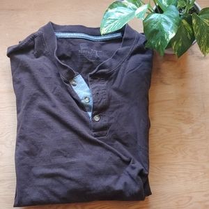 Hanes long sleeve shirt